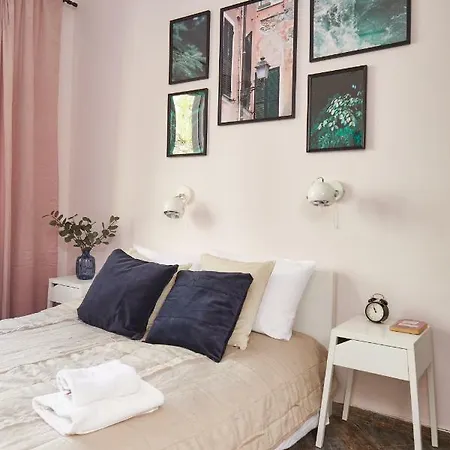 Plac Zbawiciela Hipster Apartment Warsaw